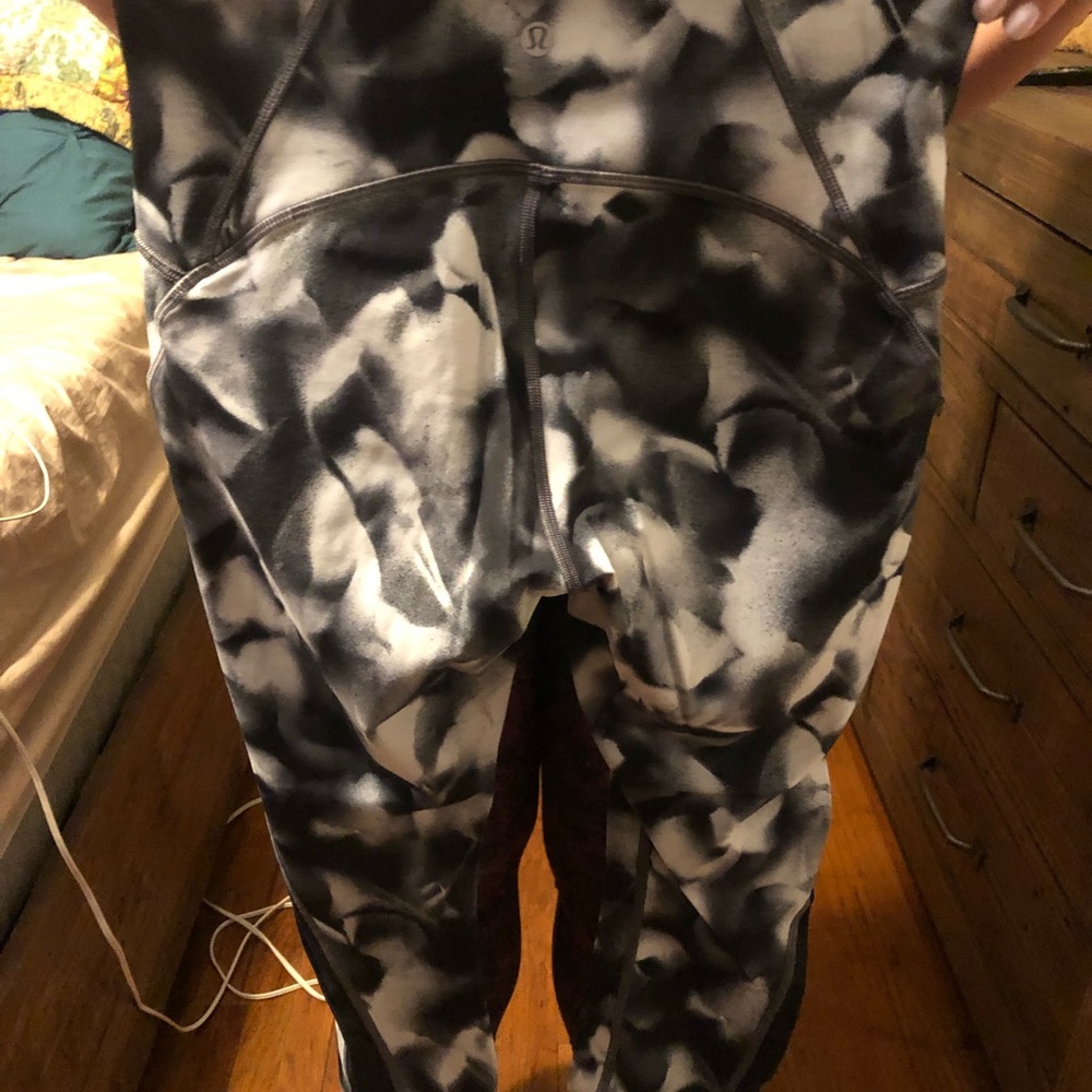 7/8 Length Lululemon pants, size 8